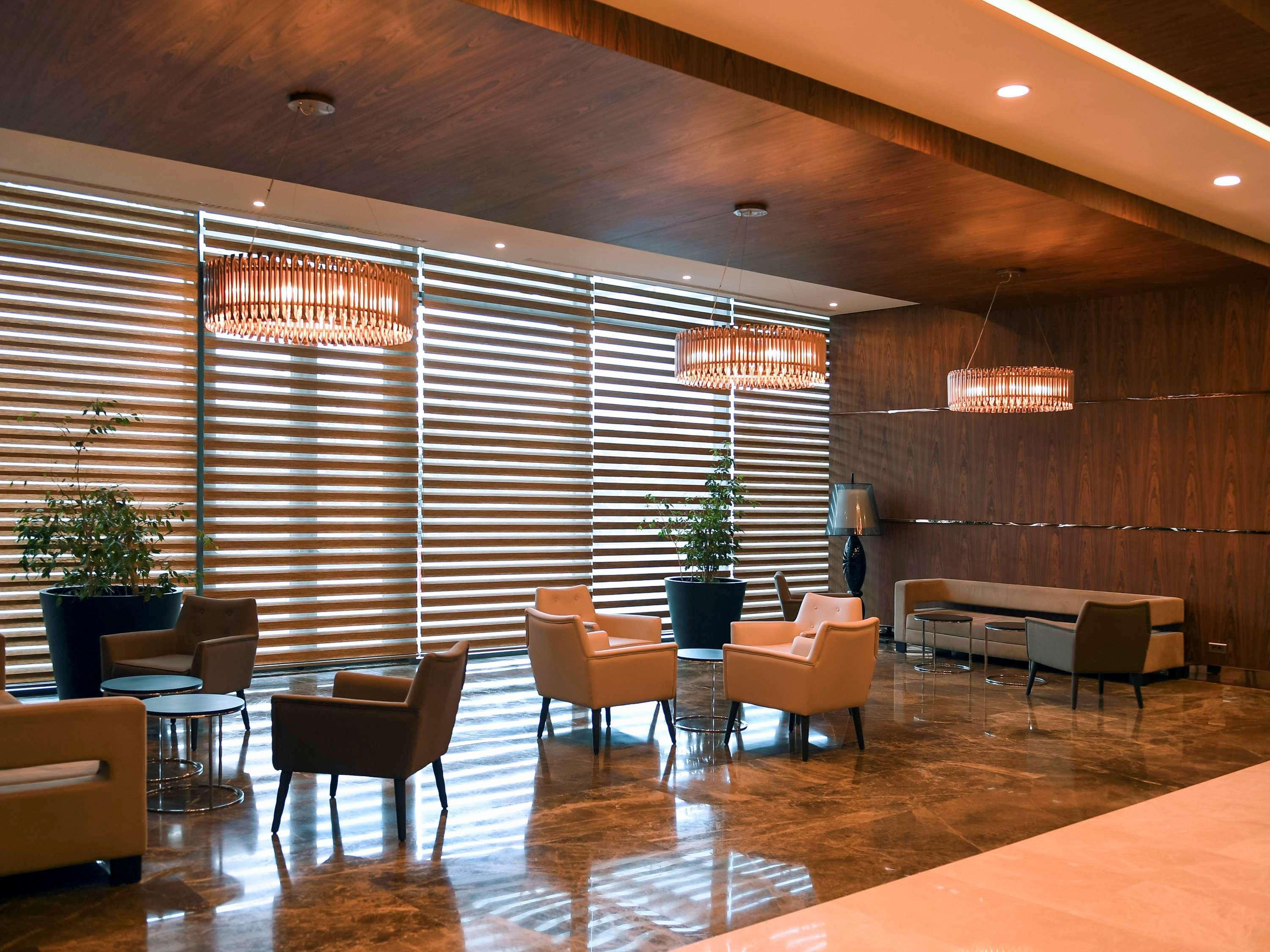 Mercure Istanbul West Hotel & Convention Center Buitenkant foto