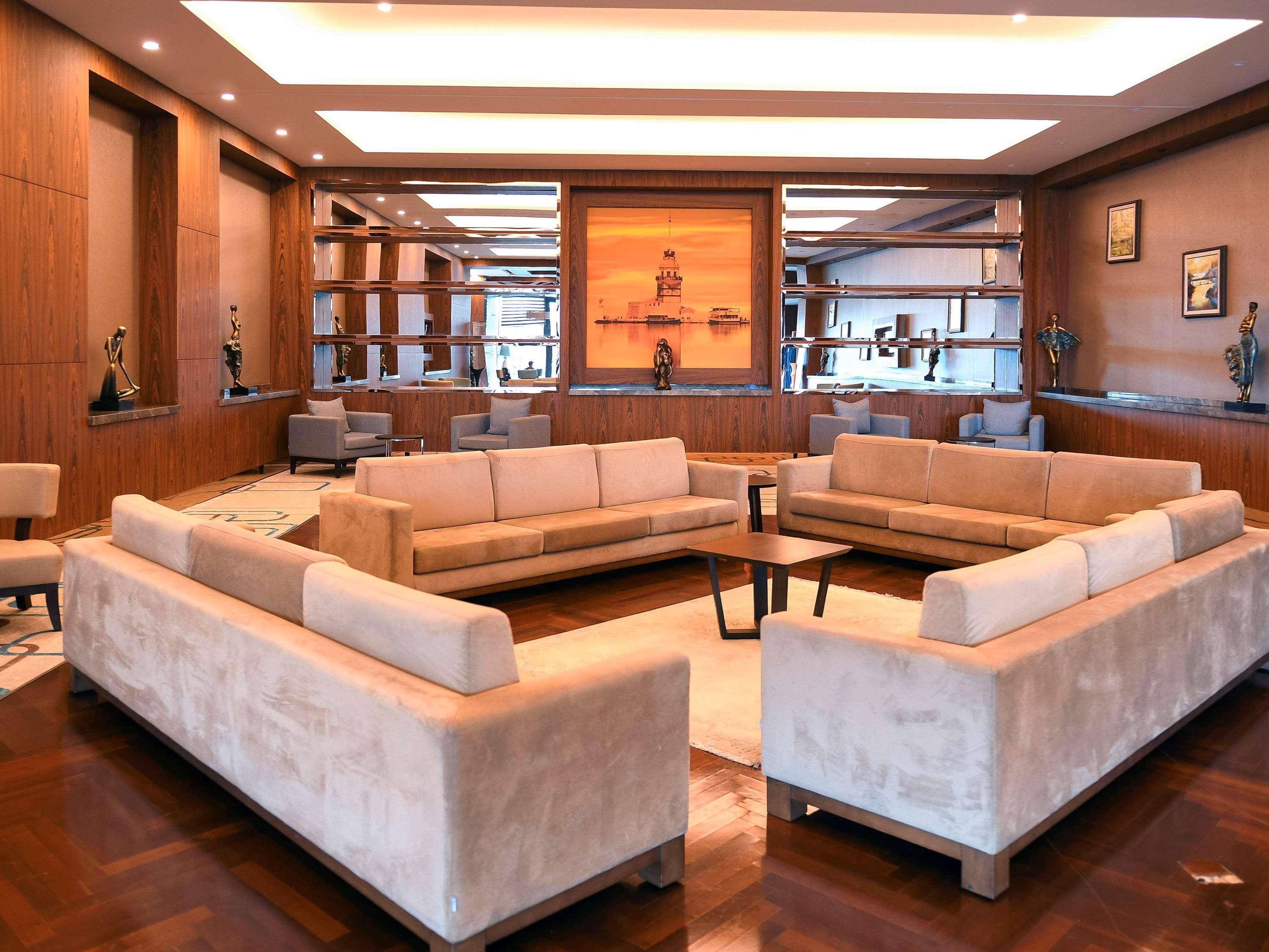 Mercure Istanbul West Hotel & Convention Center Buitenkant foto