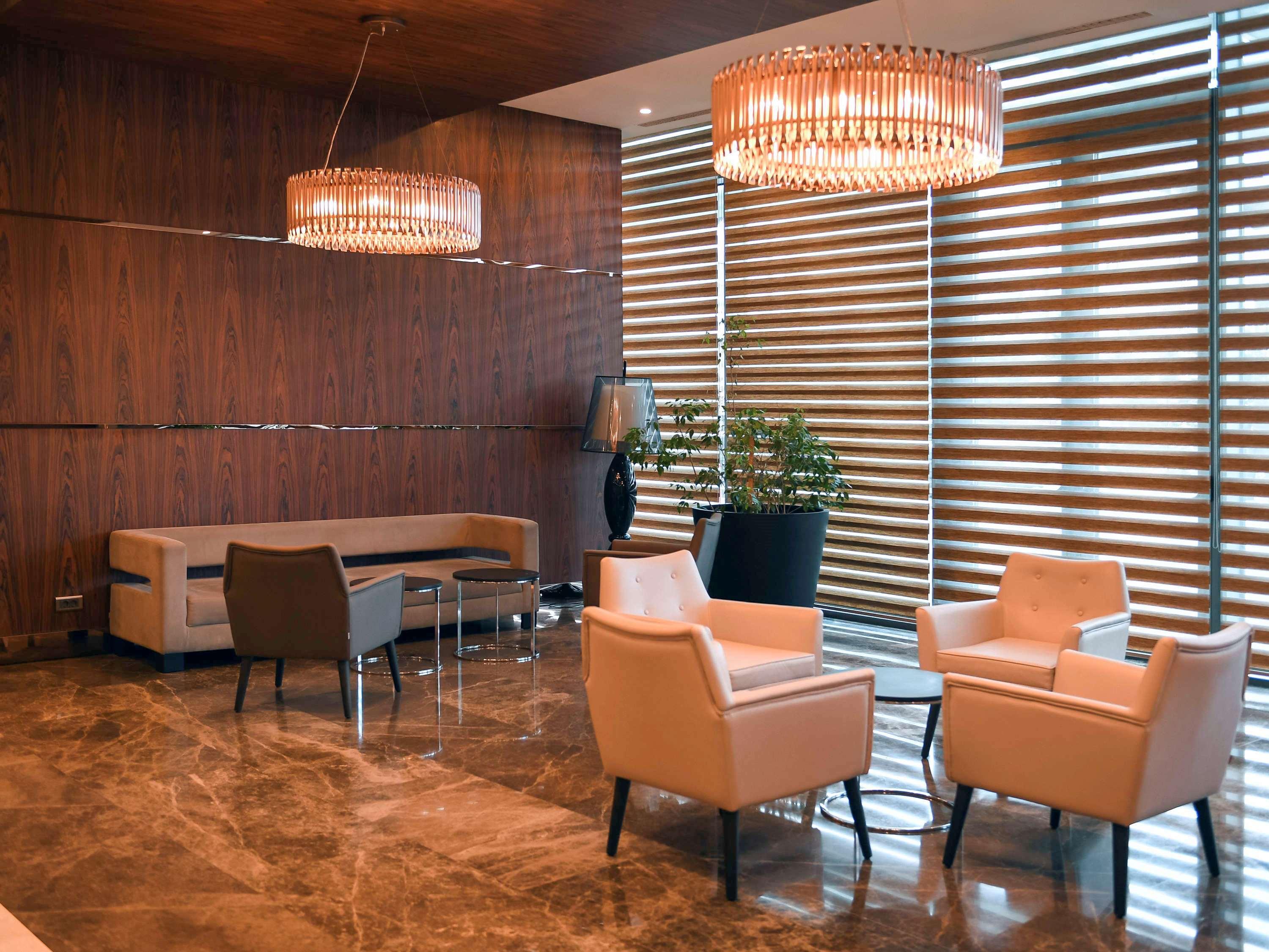 Mercure Istanbul West Hotel & Convention Center Buitenkant foto