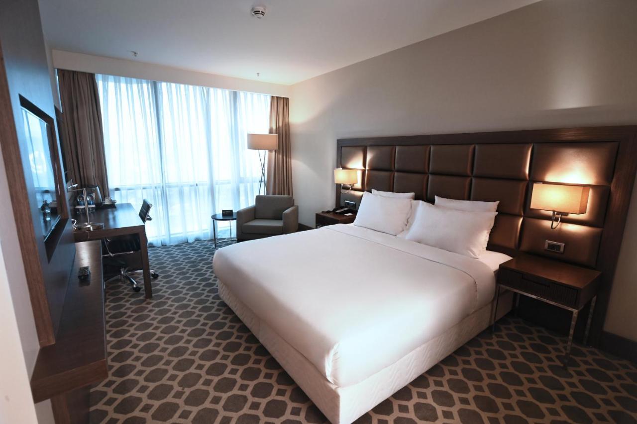 Mercure Istanbul West Hotel & Convention Center Buitenkant foto