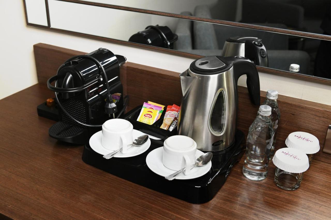 Mercure Istanbul West Hotel & Convention Center Buitenkant foto